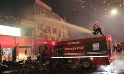 Şırnak'ta atılan havai fişekler nedeniyle yangın çıktı, itfaiye eri yaralandı