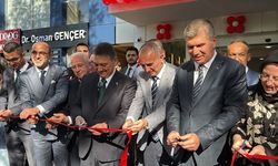 AK Parti Genel Başkan Yardımcısı Öğütken, Burdur'da esnafı ziyaret etti