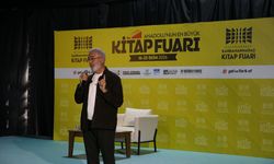 AK Parti Grup Başkanvekili Yenişehirlioğlu, Kahramanmaraş'taki kitap fuarında okurlarla buluştu
