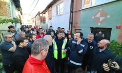 AK Parti İstanbul İl Başkanı Özdemir'den selden etkilenenlere ziyaret: