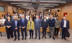 BİK Genel Müdürü Çay, İstanbul  Üniversitesi öğrencileriyle buluştu