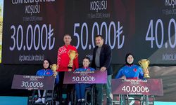 Bağcılar Belediyesi sporcuları Cumhurbaşkanlığı Yarı Maratonu'ndan dereceyle döndü