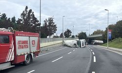 Bakırköy'de devrilen LNG yüklü tankerin sürücüsü yaralandı