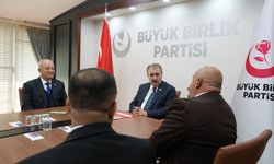 BBP Genel Başkanı Destici, On İki İmamlar Alevi-Bektaşi Öğreti Derneği heyetini kabul etti