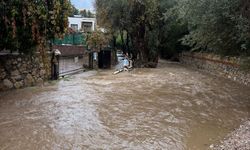 Bodrum'da yağış nedeniyle evinde mahsur kalan hamile kadın kurtarıldı