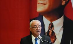 DSP Genel Başkanı Aksakal, İstanbul'da partisinin il kongresinde konuştu: