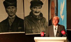 DSP Genel Başkanı Aksakal, İzmir'de partisinin kongresinde konuştu: