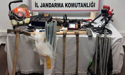 Eskişehir'de kaçak kazı yapan 5 kişi suçüstü yakalandı
