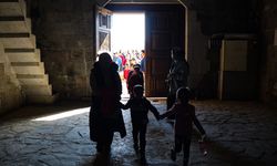 Iğdır'daki tarihi kervansaray köy çocukları için bilim sınıfına dönüştü