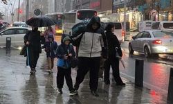 İstanbul'da olumsuz hava koşulları nedeniyle yarın eğitime 1 gün süreyle ara verildi