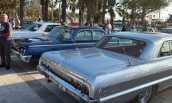 İstanbul Klasik Otomobilciler Derneği Bodrum'da sezona veda konvoyu düzenledi