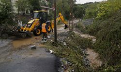İstanbul'da sağanağın ardından hasarın izleri siliniyor