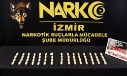 İzmir'de midelerinde uyuşturucu ele geçirilen 2 şüpheli tutuklandı