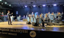 Kayseri'de Hava Kuvvetleri Komutanlığı Cazın Kartalları Orkestrası konser verdi