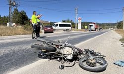 Kütahya'da otomobil ile motosikletin çarpıştığı kazada 1 kişi öldü