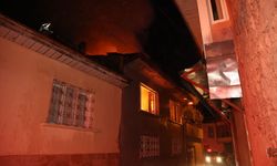 Manisa'da evde çıkan yangın söndürüldü