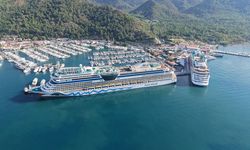 Marmaris'e 2 kruvaziyerle 2 bin 916 turist geldi