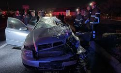 Nevşehir'de tıra çarpan otomobildeki 2 kişi öldü