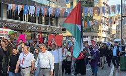 Rize'de İsrail'in Gazze'de uyguladığı soykırım protesto edildi