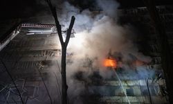 Rusya'nın Kiev'e düzenlediği balistik füze saldırısında 2 kişi öldü, 21 kişi yaralandı