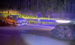 Tokat'ta 2 otomobilin çarpışması sonucu 6 kişi yaralandı