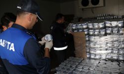 Van'da son kullanma tarihi geçmiş 860 koli ayran imha edildi