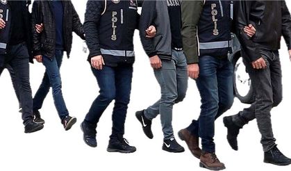 "Nitelikli dolandırıcılık şebekelerine" yönelik 31 ildeki operasyonlarda 102 şüpheli tutuklandı