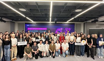 Huawei'den Kadın Bilişimcilere Küresel Sertifika