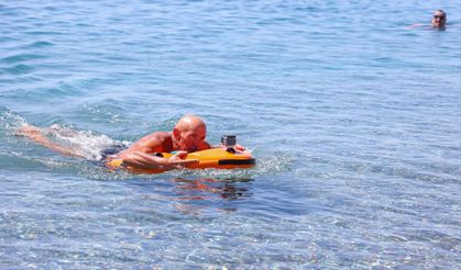 Antalya'da insansız cankurtaran robotu plajlarda hizmet veriyor