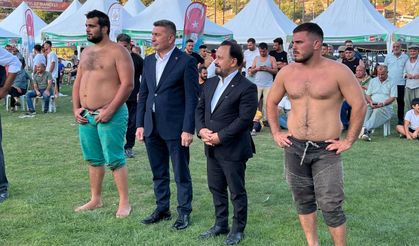 540. Geleneksel Kızıldağ Karakucak Güreşleri'nde başpehlivanlığı Mehmet Çelebi kazandı
