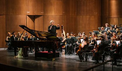 Türkiye Gençlik Filarmoni Orkestrası AKM'de konser verdi