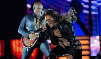 Jennifer Lopez, İstanbul'da konser verdi