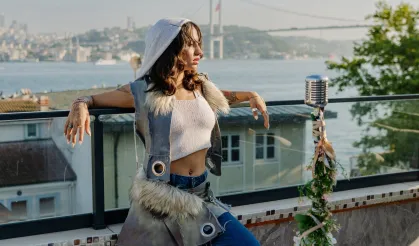 Melis Karaduman'dan kırık bir aşk hikayesi: ''Sevemezsin''