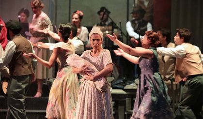 İstanbul ve İzmir Devlet Tiyatroları eylülde Ankara'da sahne alacak