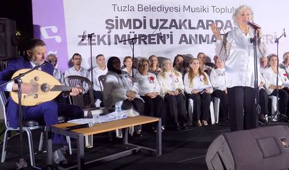 Zeki Müren besteleriyle anıldı