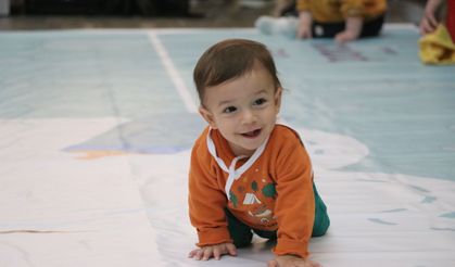 Rize'de bebek emekleme yarışması düzenlendi