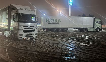 Bolu Dağı'nda ağır tonajlı araçların geçişine izin verilmiyor