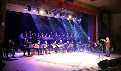 Ardahan Üniversitesi'nde kentin kurtuluş yıl dönümü dolayısıyla konser verildi
