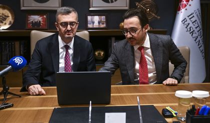 Cumhurbaşkanlığı İletişim Başkanı Duran, AA'nın 'Yılın Kareleri' oylamasına katıldı