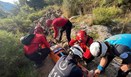 Muğla'daki tarihi Likya Yolu'nda ayağı kırılan kişi kurtarıldı