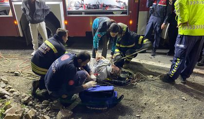 Tekirdağ'da uçurumdan deniz kenarına düşen otomobildeki 3 kişi yaralandı