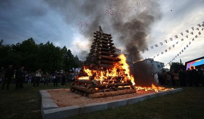 Kırklareli'nde geleneksel 'Kakava ateşi' yakıldı