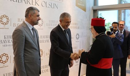 Mardin'de farklı inanç gruplarının temsilcileri bayramlaşma programında buluştu