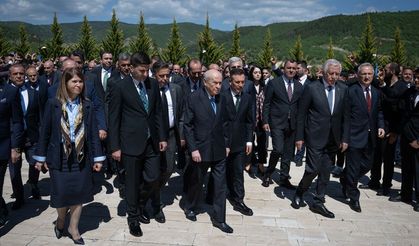 MHP Genel Başkanı Bahçeli, Ülkücü Şehitler Anıtı'nı ziyaret etti: