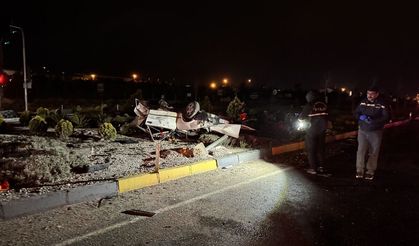 Niğde'de iki otomobilin çarpıştığı kazada 2'si ağır 4 kişi yaralandı