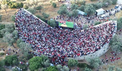 Dünya Kupası'nda 24 yıl sonraki ilk maç Antiphellos Antik Tiyatrosu'nda izlendi