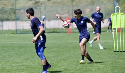 Özbekistan ekibi Navbahor Namangan, Bolu'da hazırlıklarına başladı