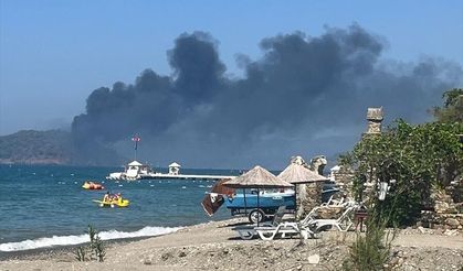 Fethiye'de tur teknesinde yangın çıktı