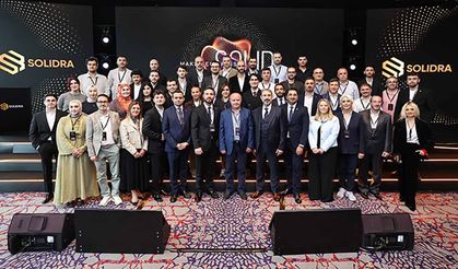 Solidra satın almada yapay zeka  ile insan deneyimini buluşturuyor