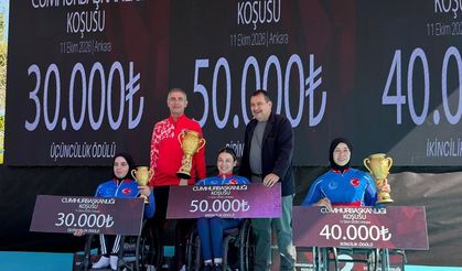 Bağcılar Belediyesi sporcuları Cumhurbaşkanlığı Yarı Maratonu'ndan dereceyle döndü